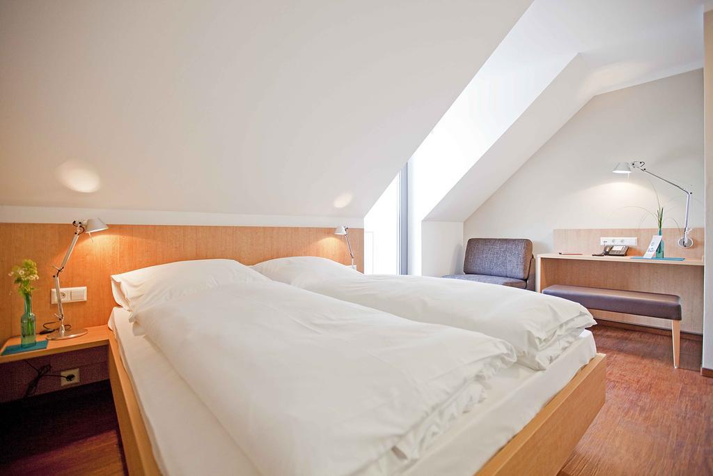 Sebcity Hotel Ellwangen Ruang foto